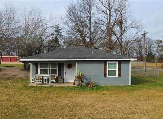 112 County Rd 35990, Powderly, TX 75473