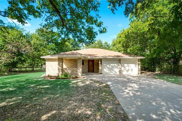 304 Bradshaw Street,  Terrell,  TX 75160