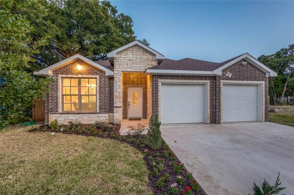 801 Netherland Drive, Seagoville, TX 75159