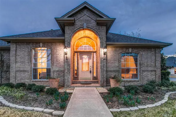 Colleyville, TX 76034,301 Bridlewood S