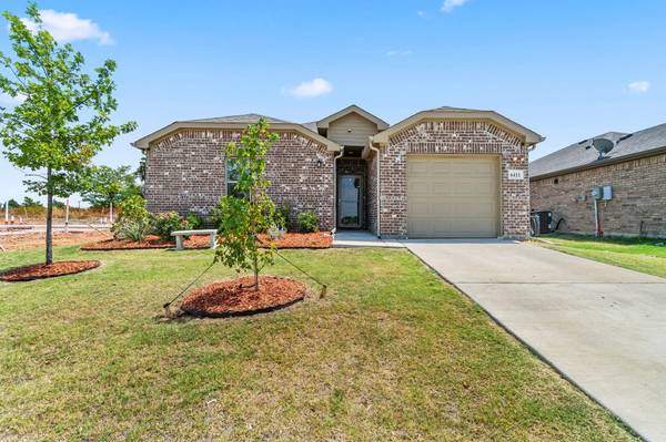 6411 Graceland Drive, Greenville, TX 75402