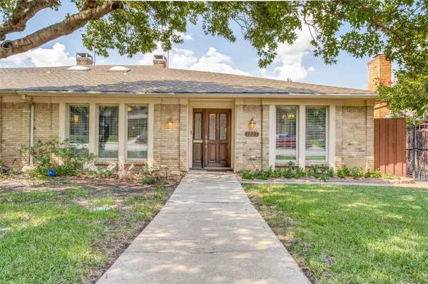 7327 Wellcrest Drive, Dallas, TX 75230