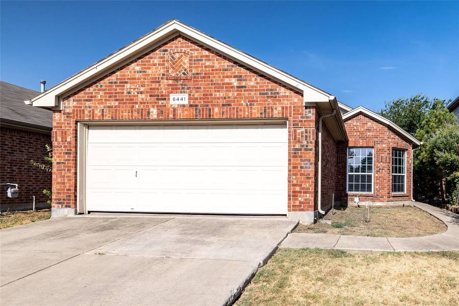 6441 Geneva Lane, Fort Worth, TX 76131