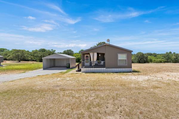 169 Firefly Drive, Springtown, TX 76082