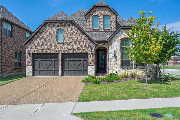 776 Mountcastle Drive, Rockwall, TX 75087