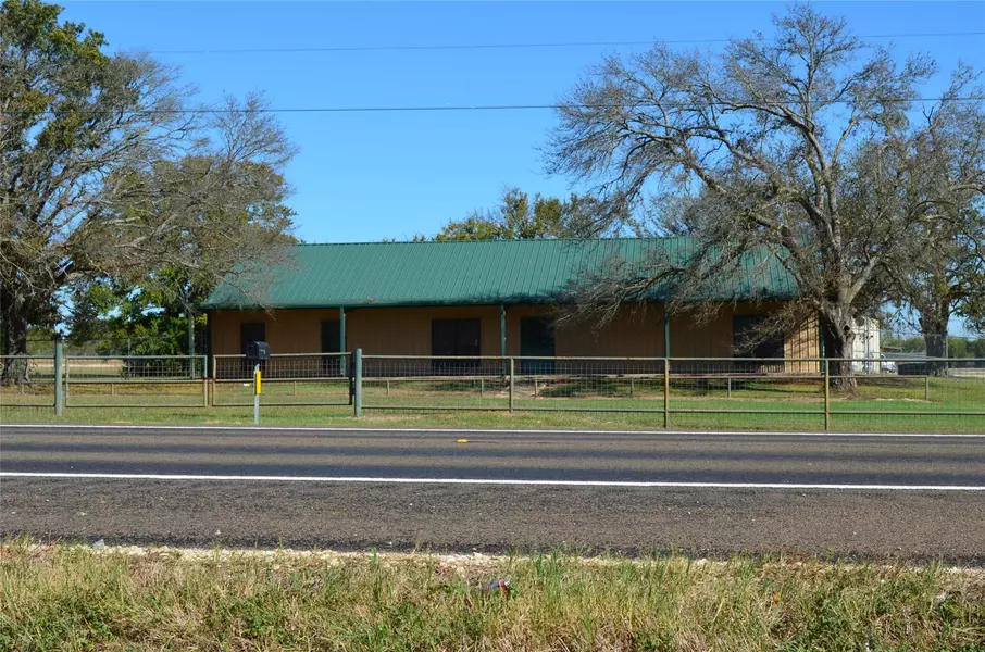 1748 W Highway 84 Highway, Mexia, TX 76667