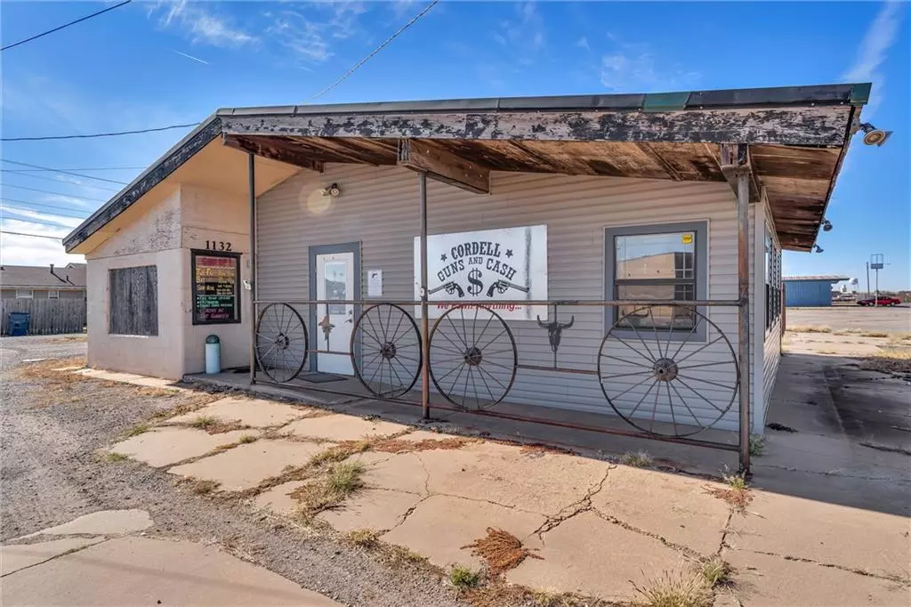 Cordell, OK 73632,1132 E Main Street