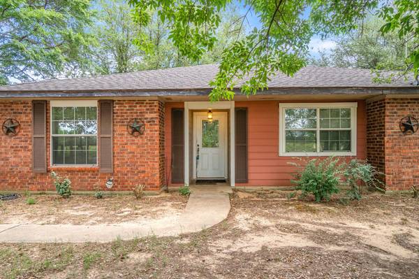 431 Vz County Road 1918,  Fruitvale,  TX 75127