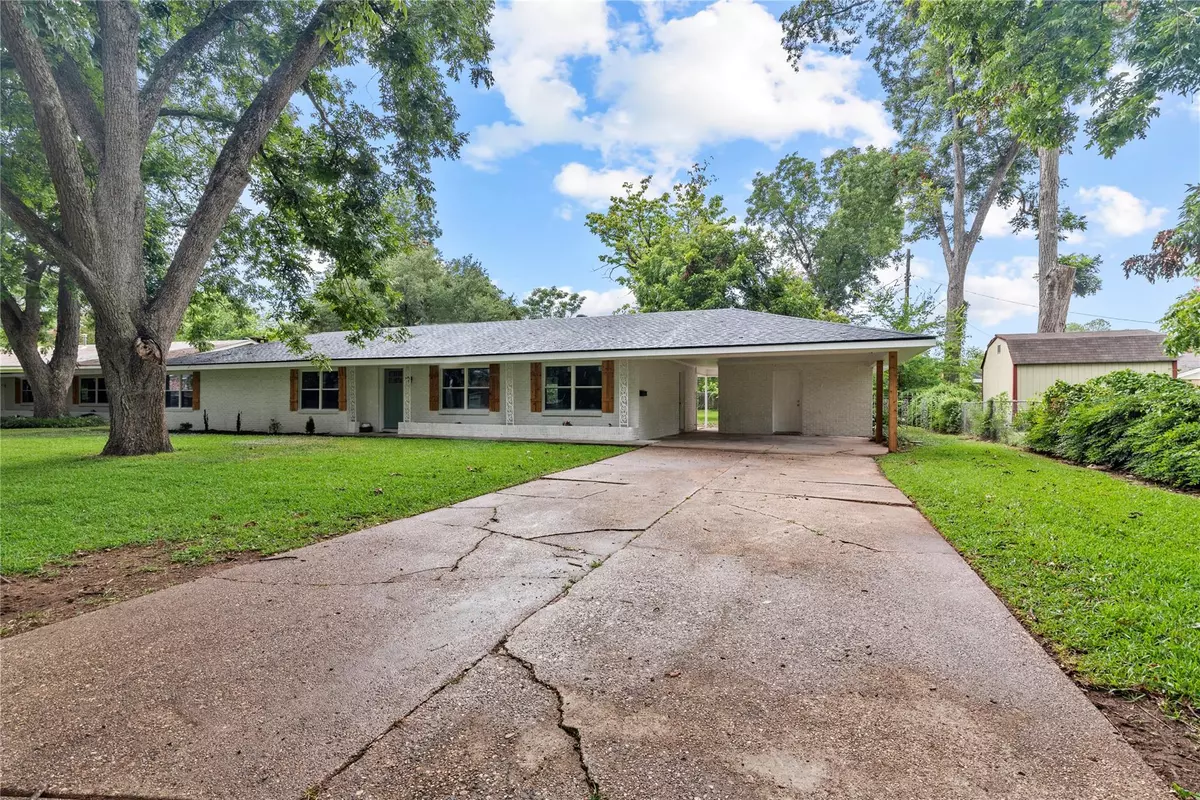 Shreveport, LA 71105,4213 Reily Lane