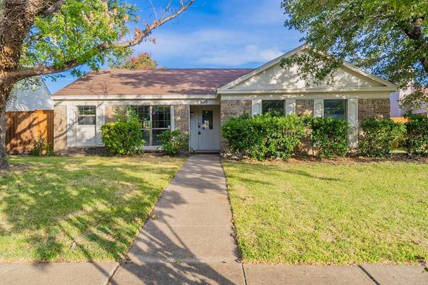 2930 Mars Drive, Garland, TX 75040