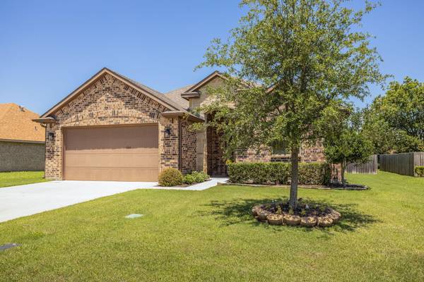 Bonham, TX 75418,104 Westwood Court