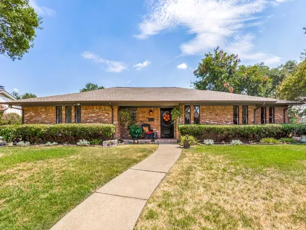 3164 Whirlaway Road, Dallas, TX 75229