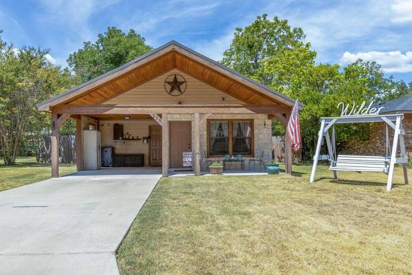 253 Victory Street, Bonham, TX 75418