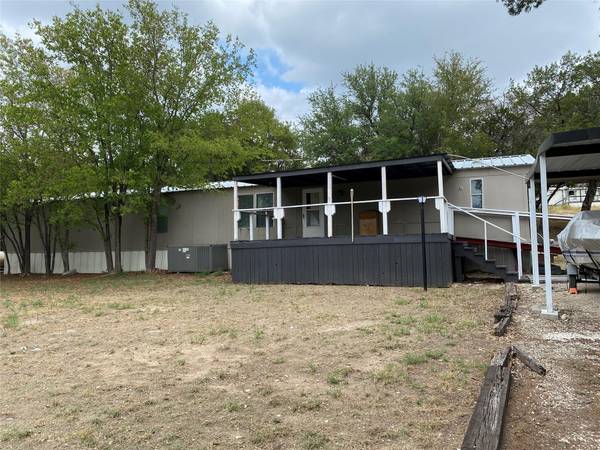 943 Indian Creek Drive, Granbury, TX 76048