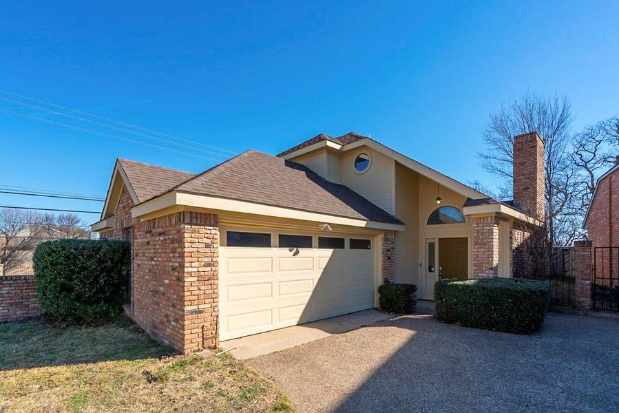 1424 Carver Lane, Irving, TX 75061