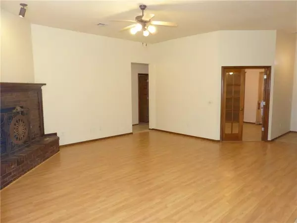 Del City, OK 73115,3340 Del Aire Place