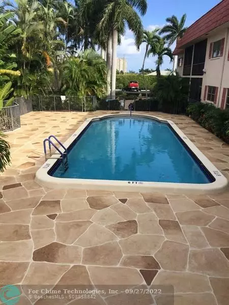 Boca Raton, FL 33487,665 Enfield St  #B-8