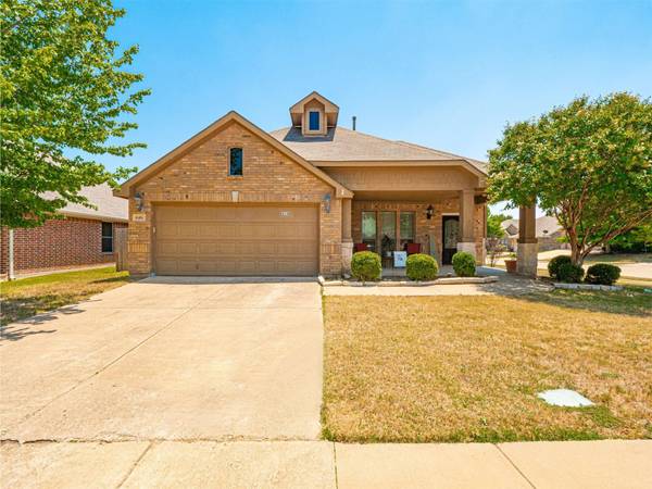 616 Minkel Drive, Crowley, TX 76036