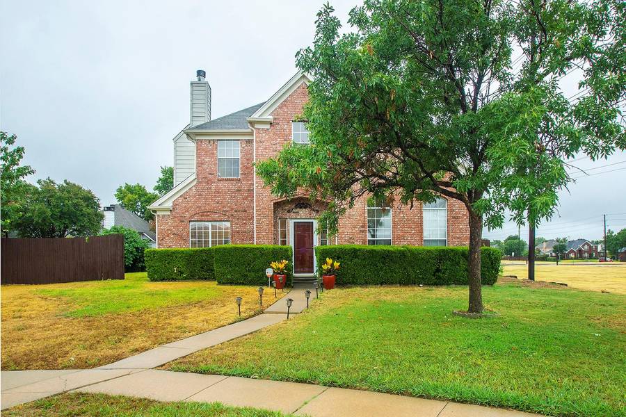 4252 Pinewood Drive, Plano, TX 75093