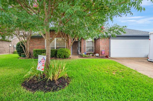 1819 Greenhaven Lane, Grapevine, TX 76051