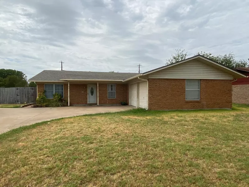 1708 10th Street, Mineral Wells, TX 76067