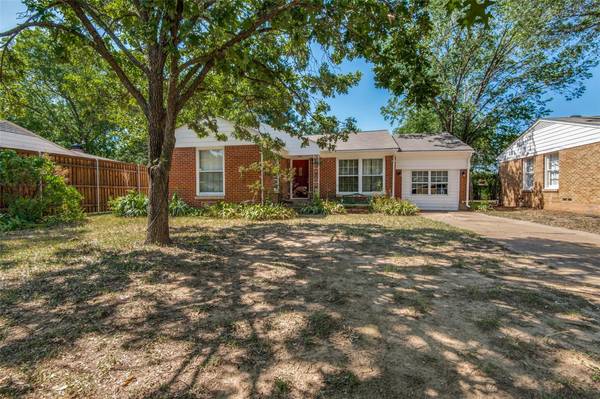 108 E Ireland Drive, Irving, TX 75062