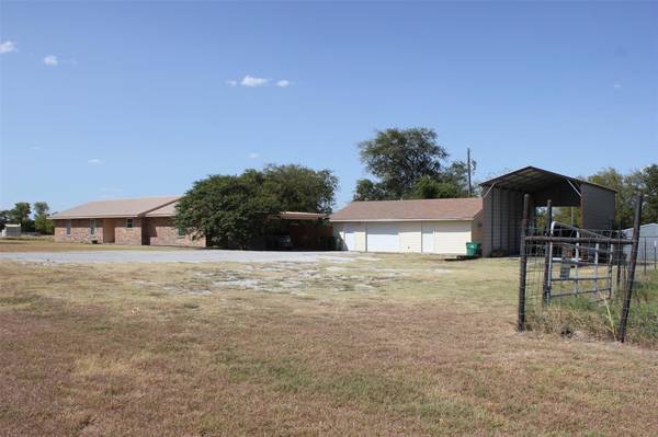 16092 W Fm 455, Decatur, TX 76234