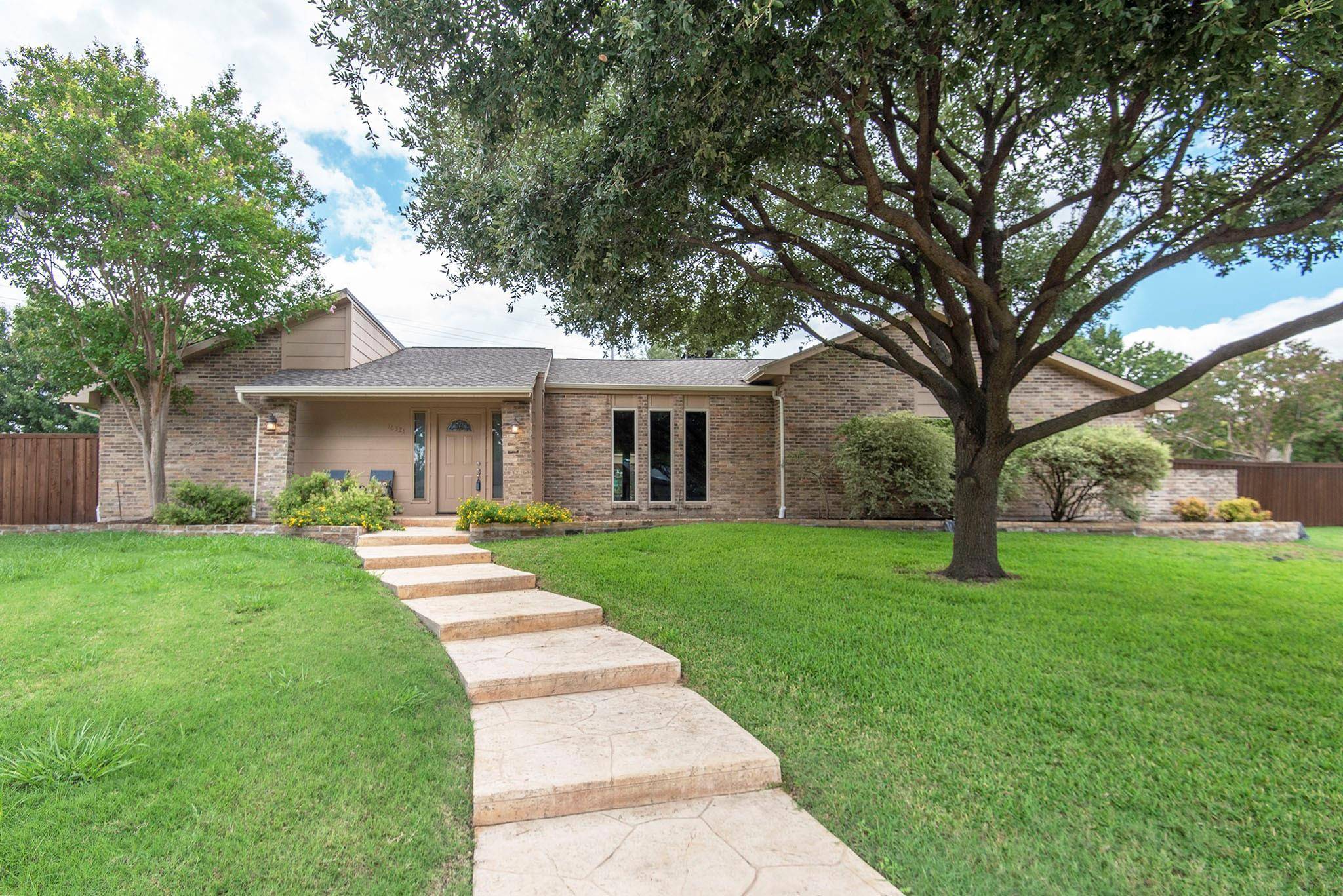 16321 Dalmalley Lane, Dallas, TX 75248