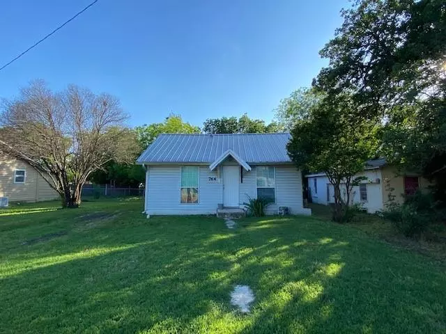 764 N Barton Street, Stephenville, TX 76401