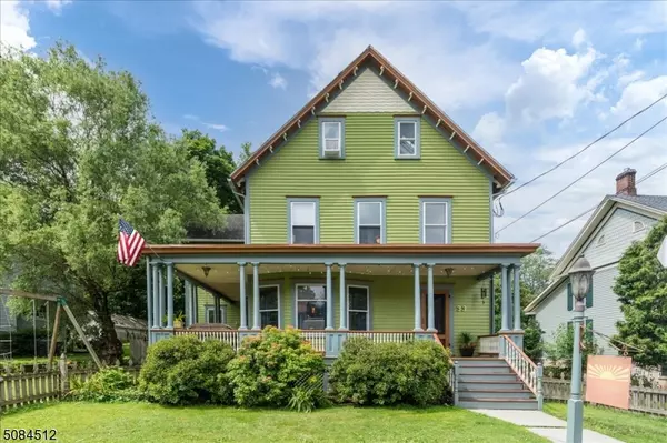 33 Main St, Califon Boro, NJ 07830