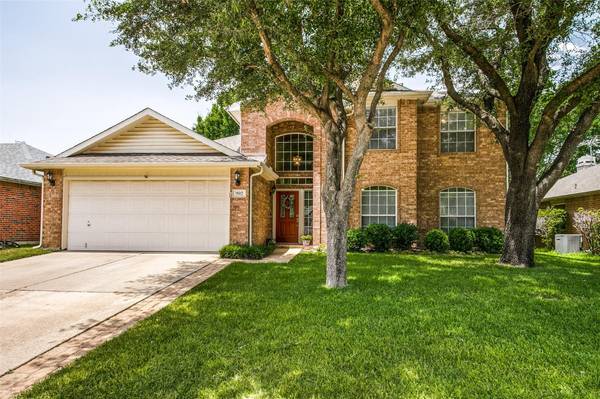 902 Silver Streak Drive, Saginaw, TX 76131