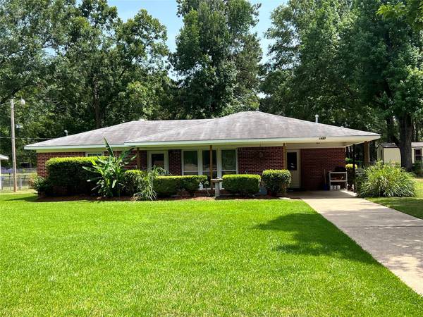 2927 Amelia Avenue, Shreveport, LA 71108