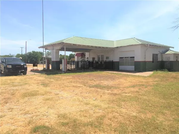 615 N Broadway Street, Davenport, OK 74026