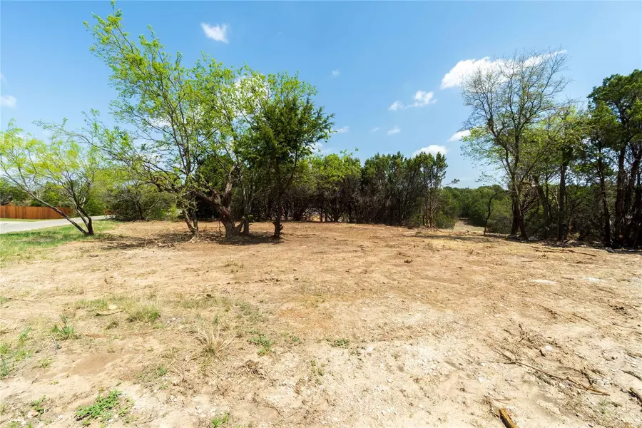 4001 Ponca Drive, Granbury, TX 76048