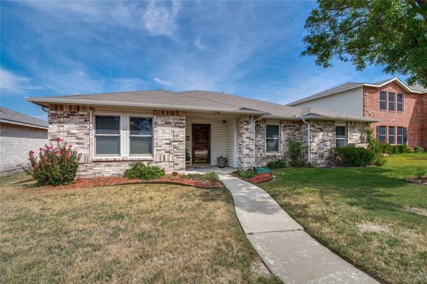 1398 Stewart Drive, Rockwall, TX 75032