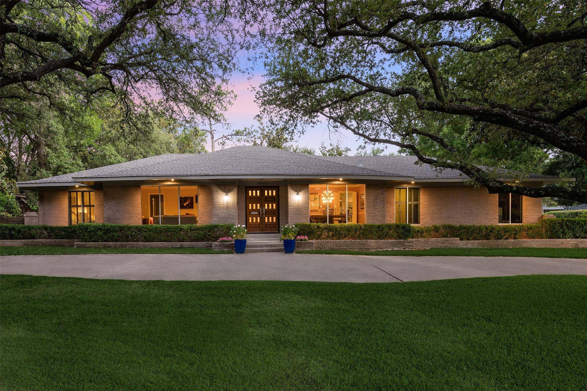 Dallas, TX 75229,4330 Shady Hill Drive