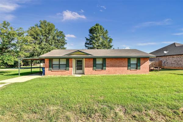 313 Brockett Street, Collinsville, TX 76233