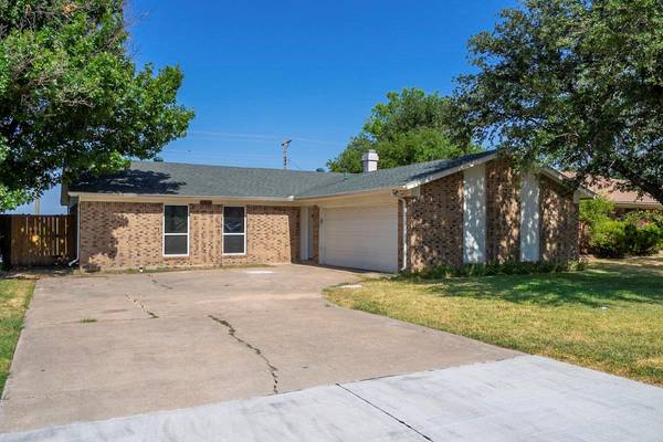 6720 Sayle Street, Greenville, TX 75402