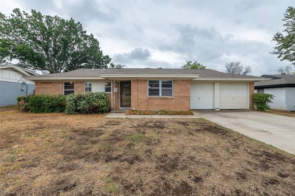 7828 Standley Street, North Richland Hills, TX 76180