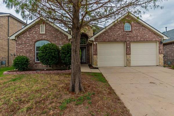 508 Liberty Way, Lake Dallas, TX 75065