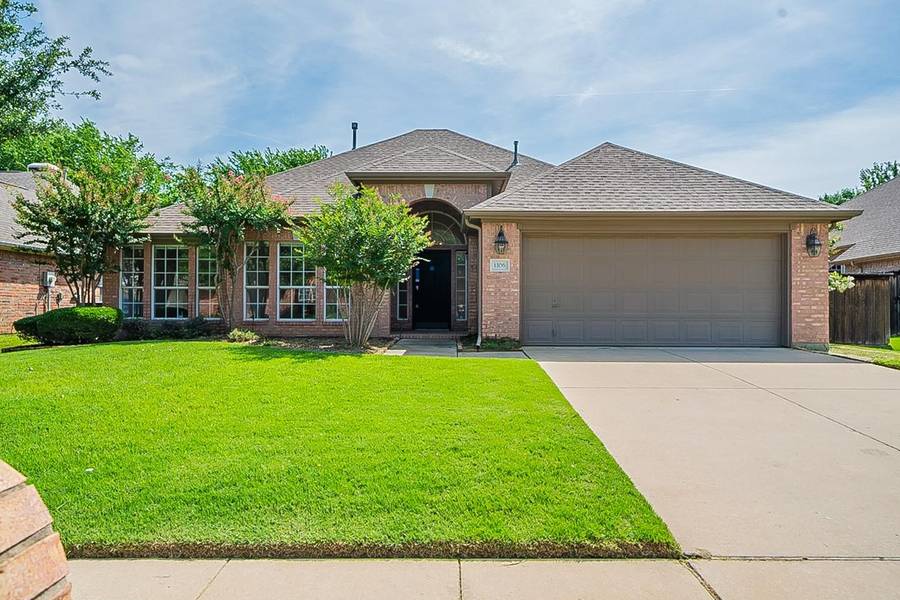 1106 Oakhollow Drive, Corinth, TX 76210