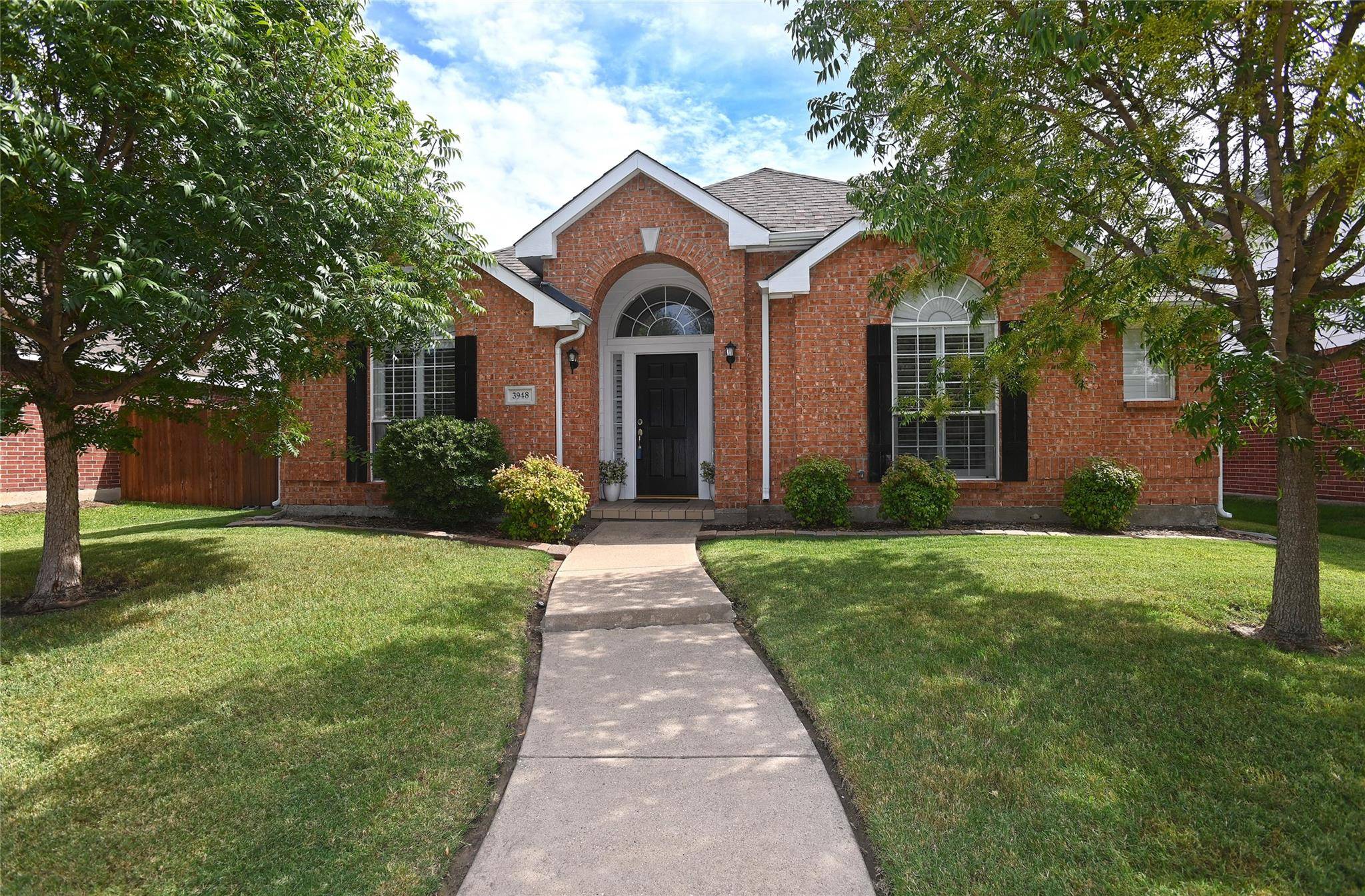 The Colony, TX 75056,3948 Willow Bend Drive