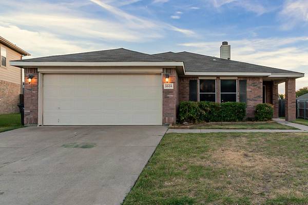 3509 Caprock Ranch Road, Fort Worth, TX 76262