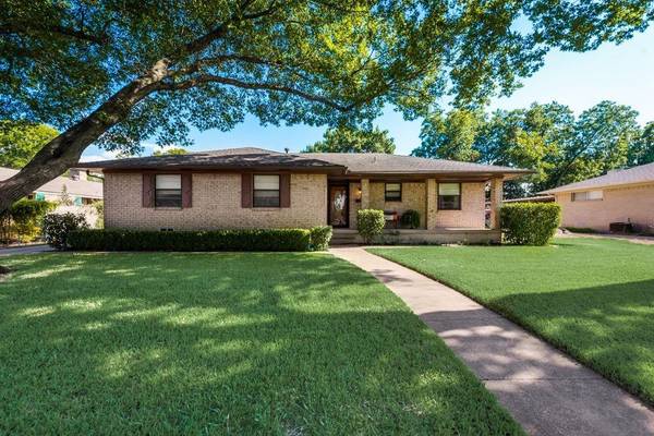 814 Worcester Lane, Garland, TX 75040