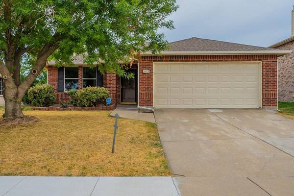 1632 Fieldstone Drive, Little Elm, TX 75068