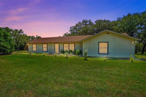 388 Southwind Road, Mineral Wells, TX 76067