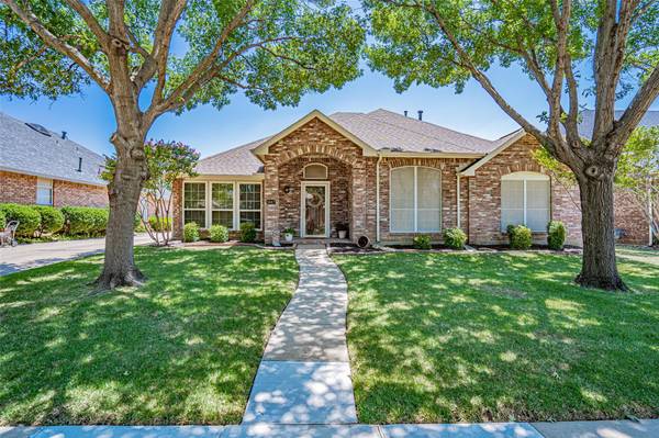 1447 Susan Lane, Carrollton, TX 75007