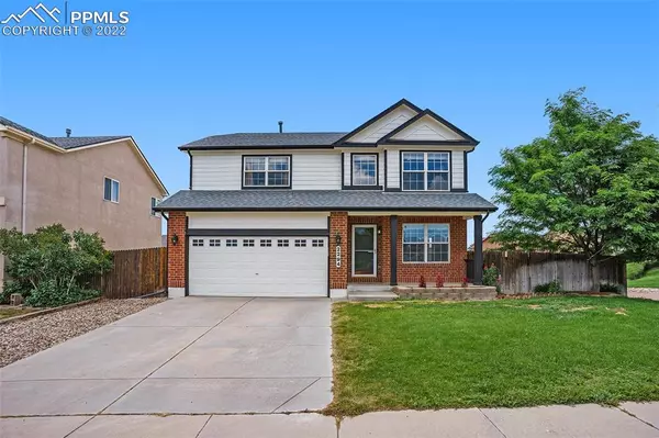 2294 Meadowbrook Pkwy, Colorado Springs, CO 80951