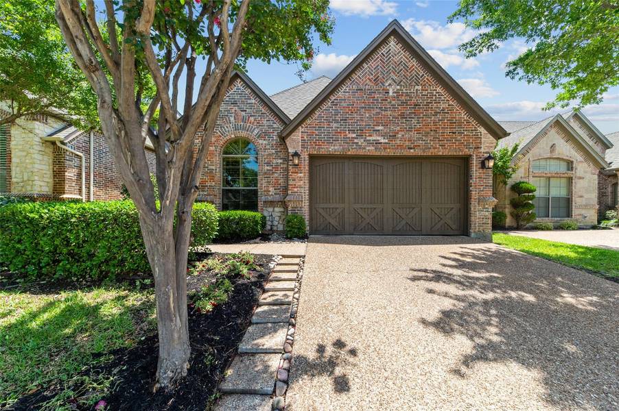 211 La Fontaine Lane, Keller, TX 76248