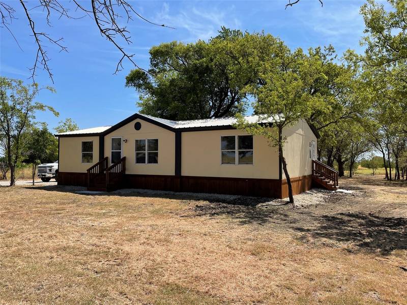 5616 Schluter Road, Ponder, TX 76259